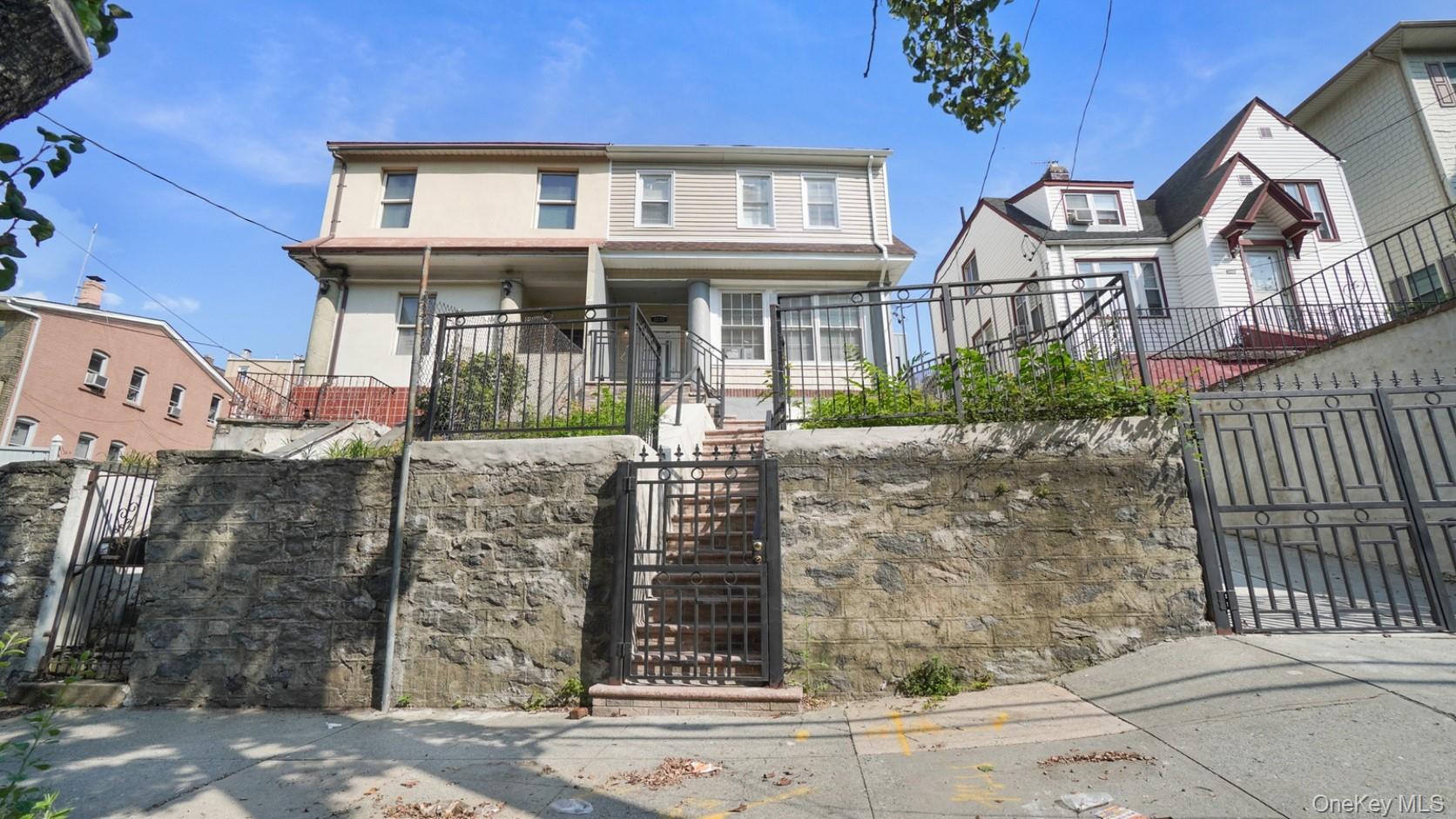2272 Sedgwick Avenue Property Photo 27