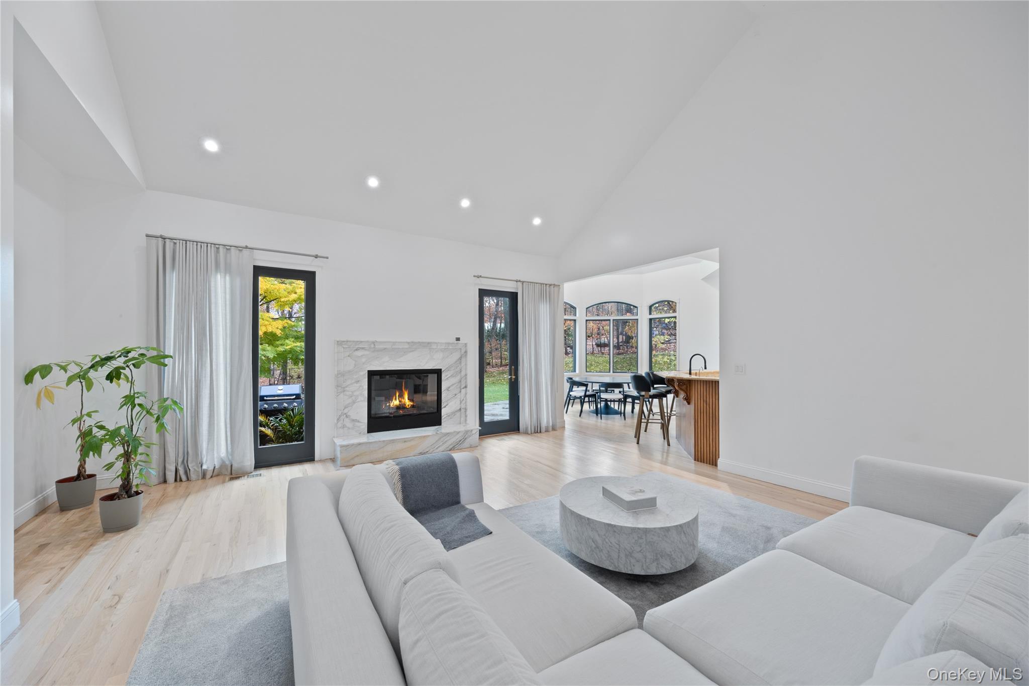 16 S De Baun Avenue Property Photo 14