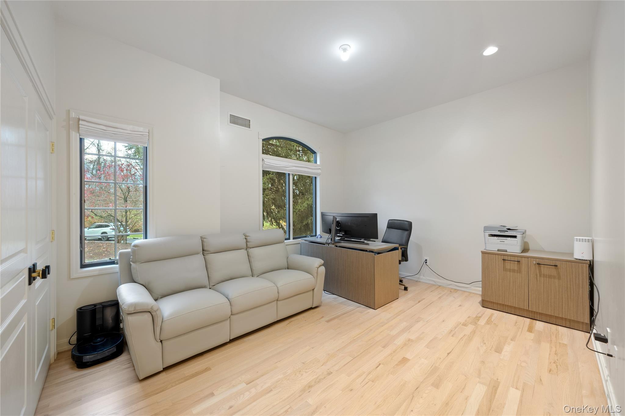16 S De Baun Avenue Property Photo 30