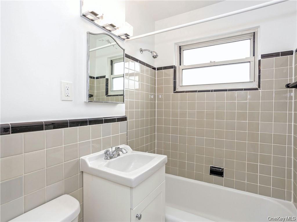 15 Quinby Avenue 1e Property Photo 12