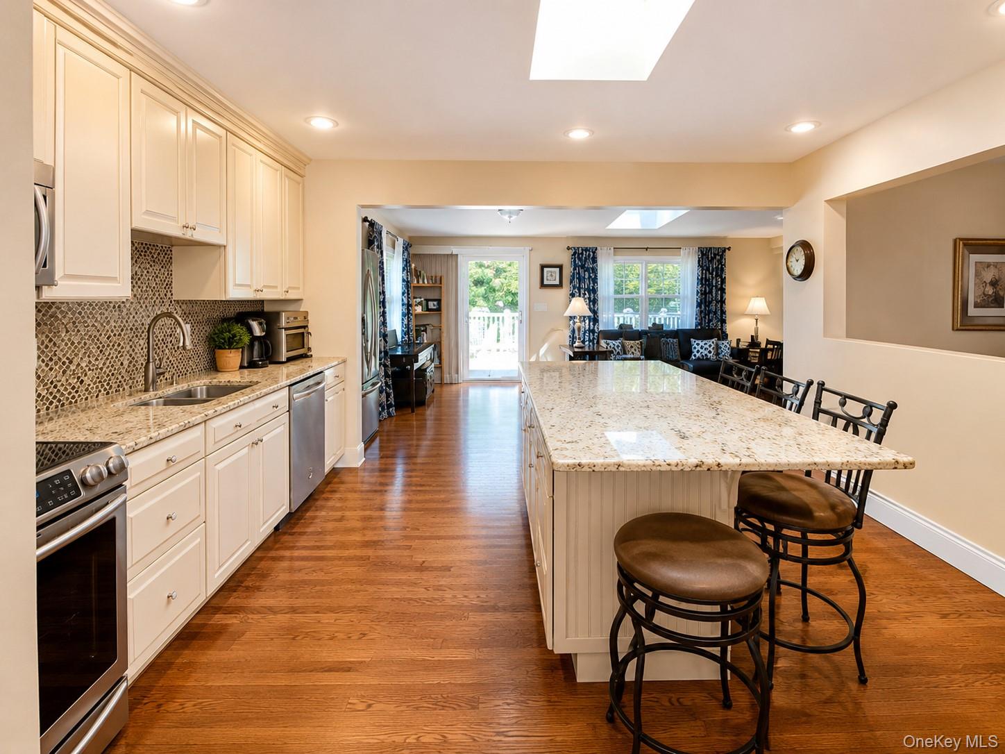 10 Roe Circle Property Photo 8