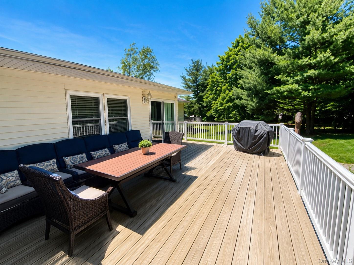 10 Roe Circle Property Photo 21