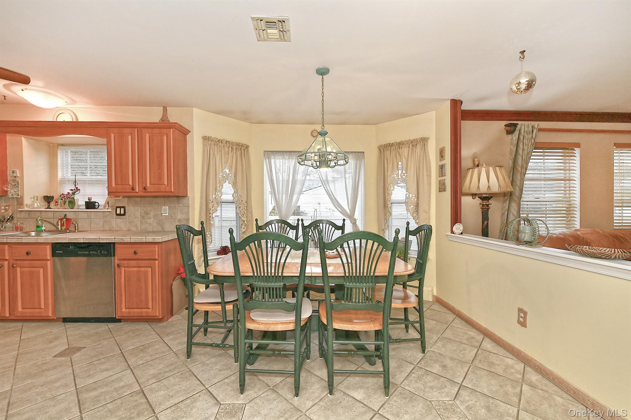 63 Corbin Avenue Property Photo 9