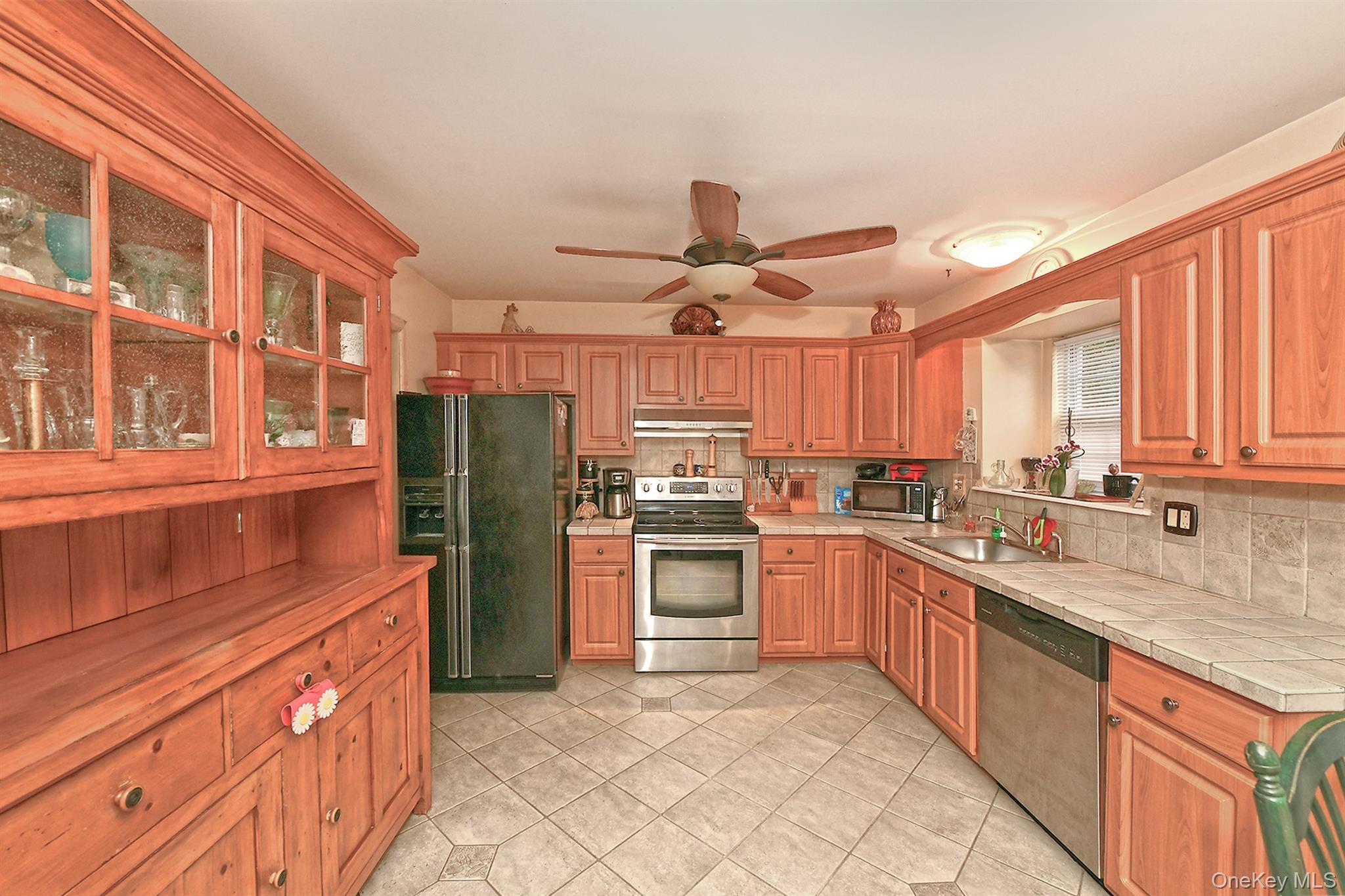 63 Corbin Avenue Property Photo 12