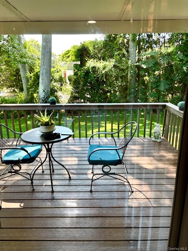 1661 Old Country Road 476 Property Photo 6