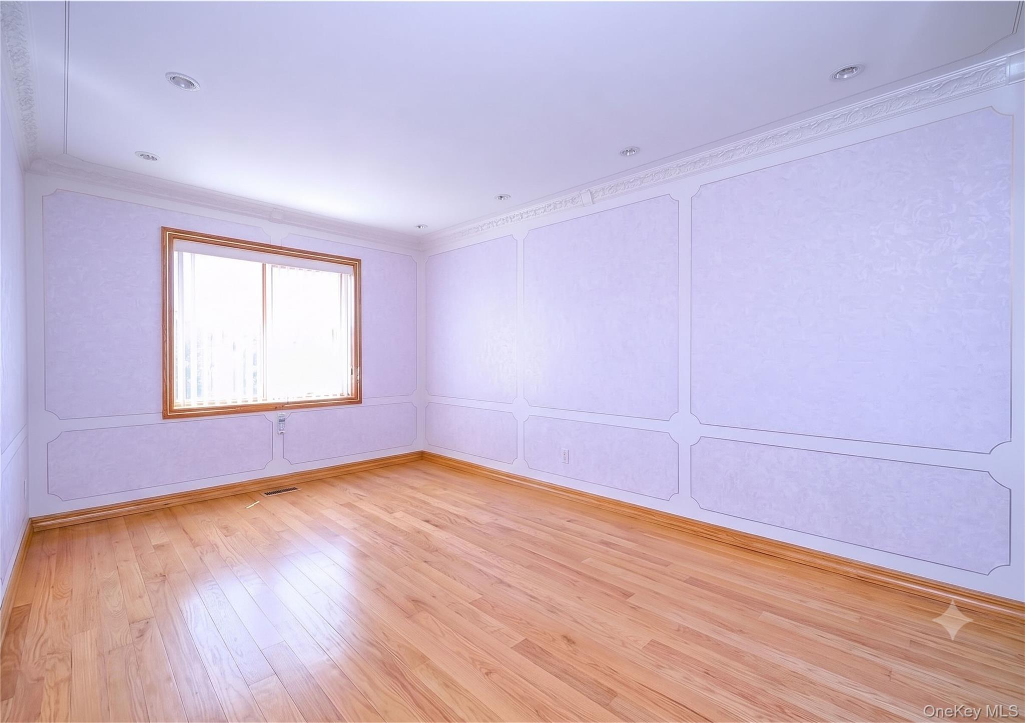 150-55 77th Avenue Property Photo 12
