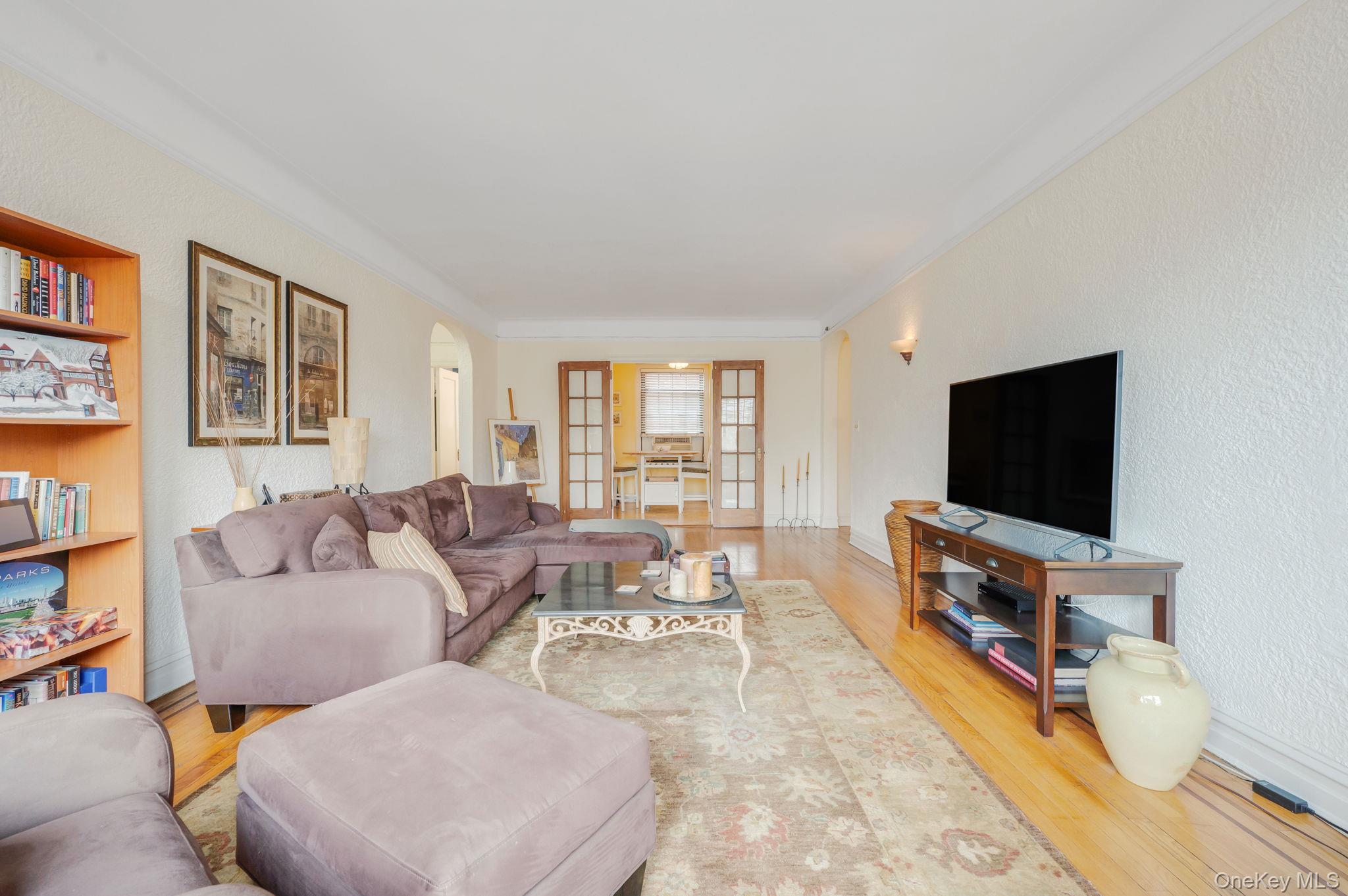109-14 Ascan Avenue 4b Property Photo 20