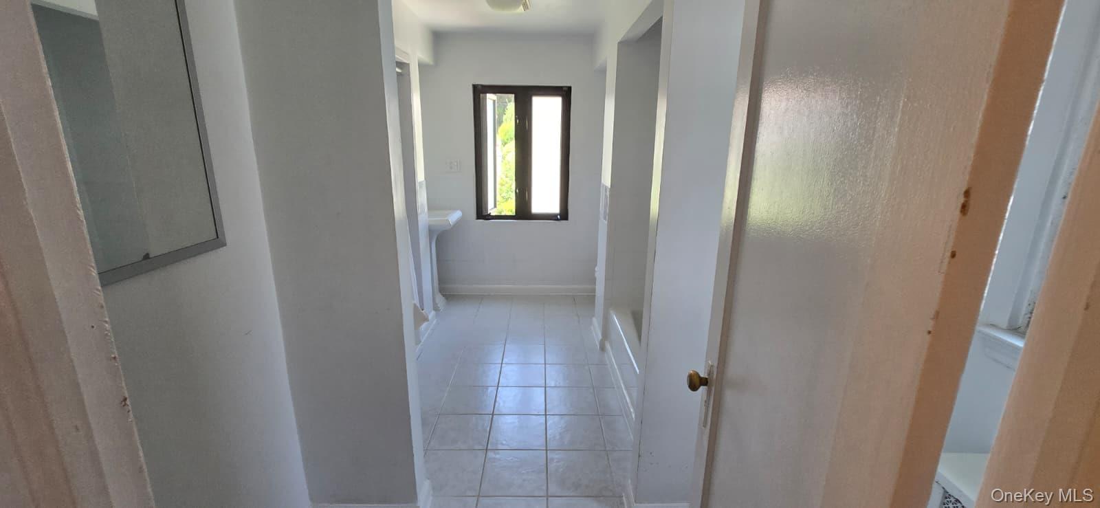 20962 Whitehall Terrace Property Photo 7
