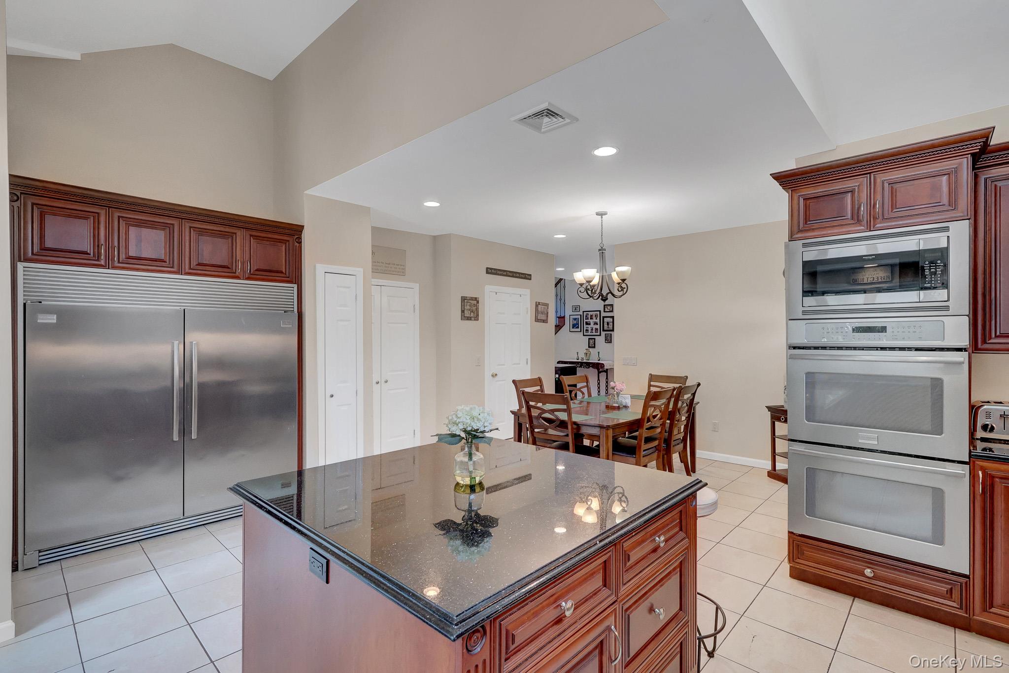 21 Morris Avenue Property Photo 12