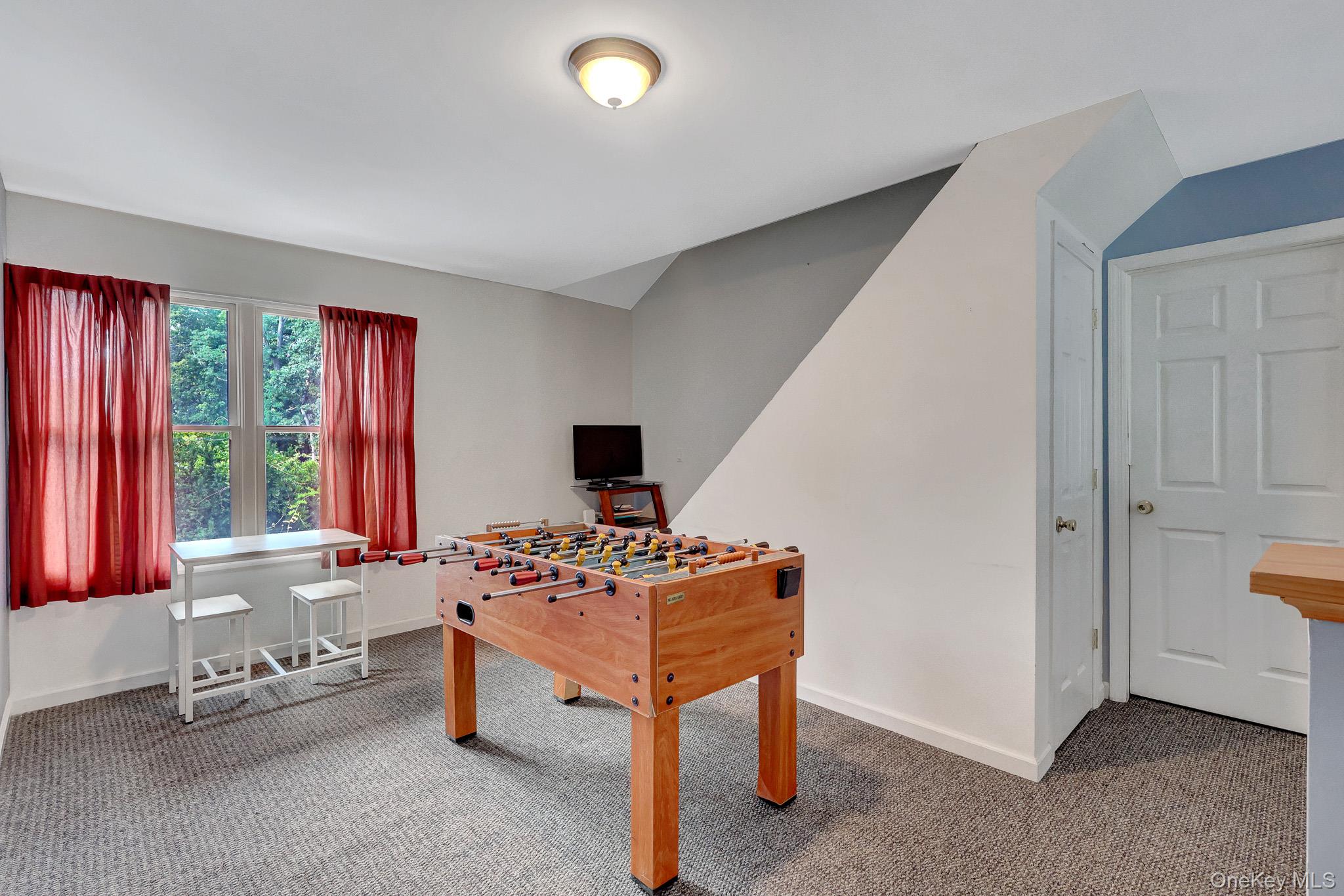 21 Morris Avenue Property Photo 26