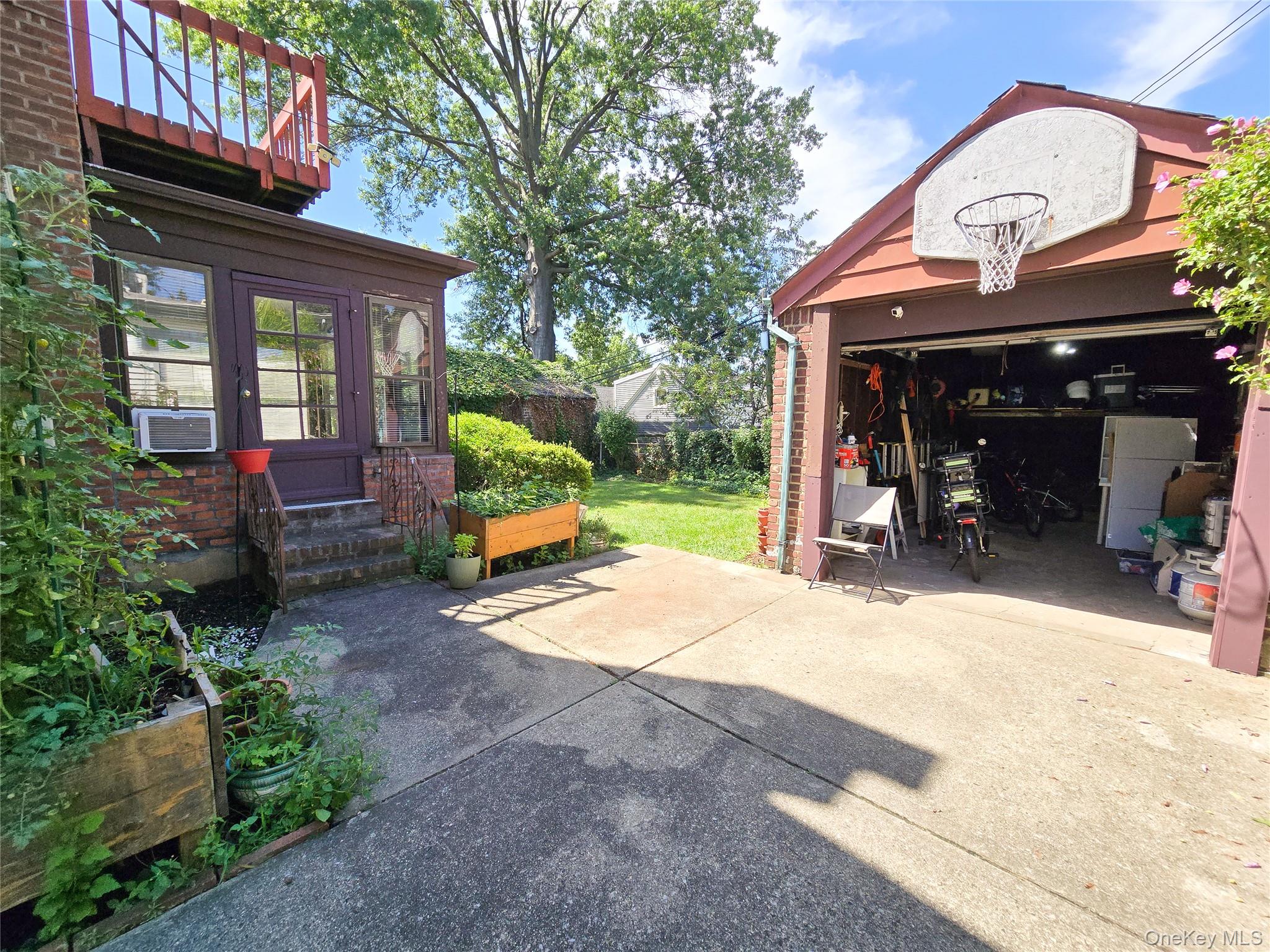 56-16 212 Street Property Photo 29