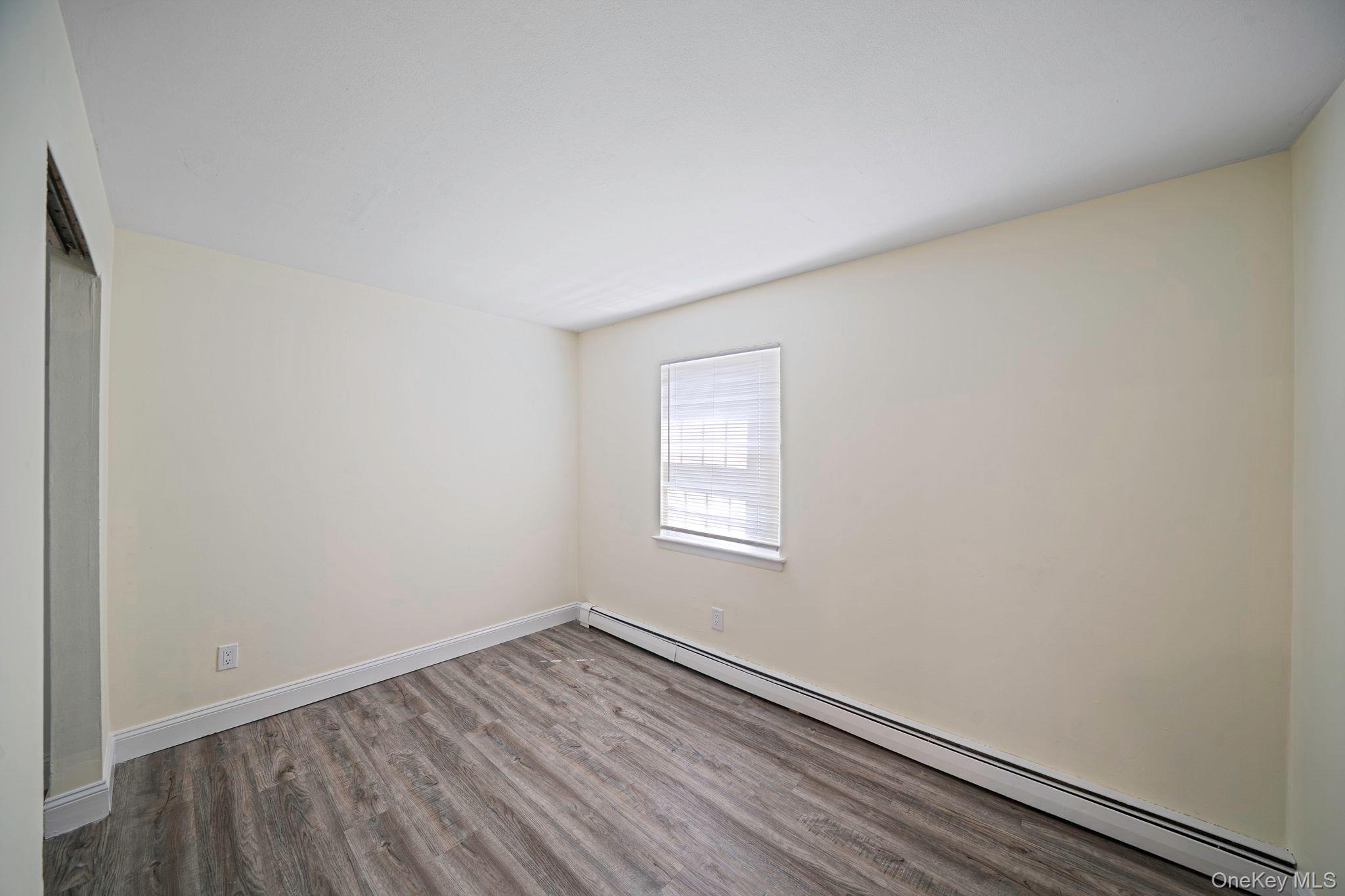 457 Peconic Street Property Photo 14