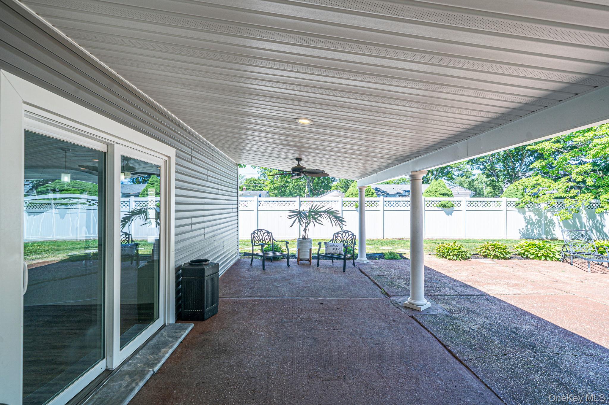 457 Peconic Street Property Photo 23