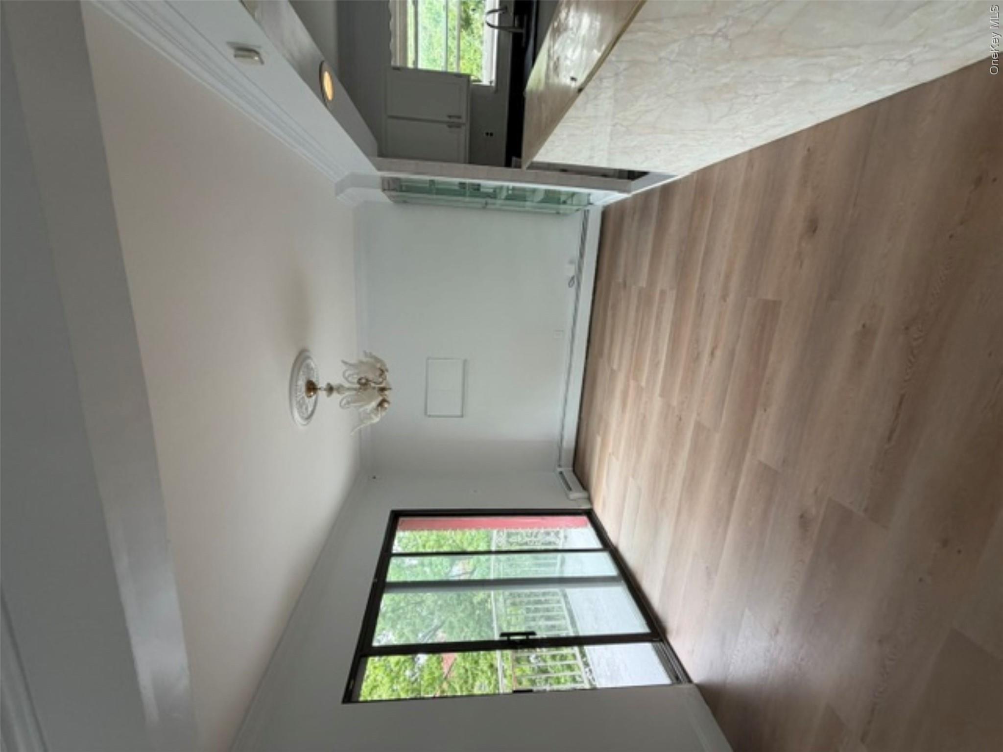 1125 Allerton Avenue Property Photo 2
