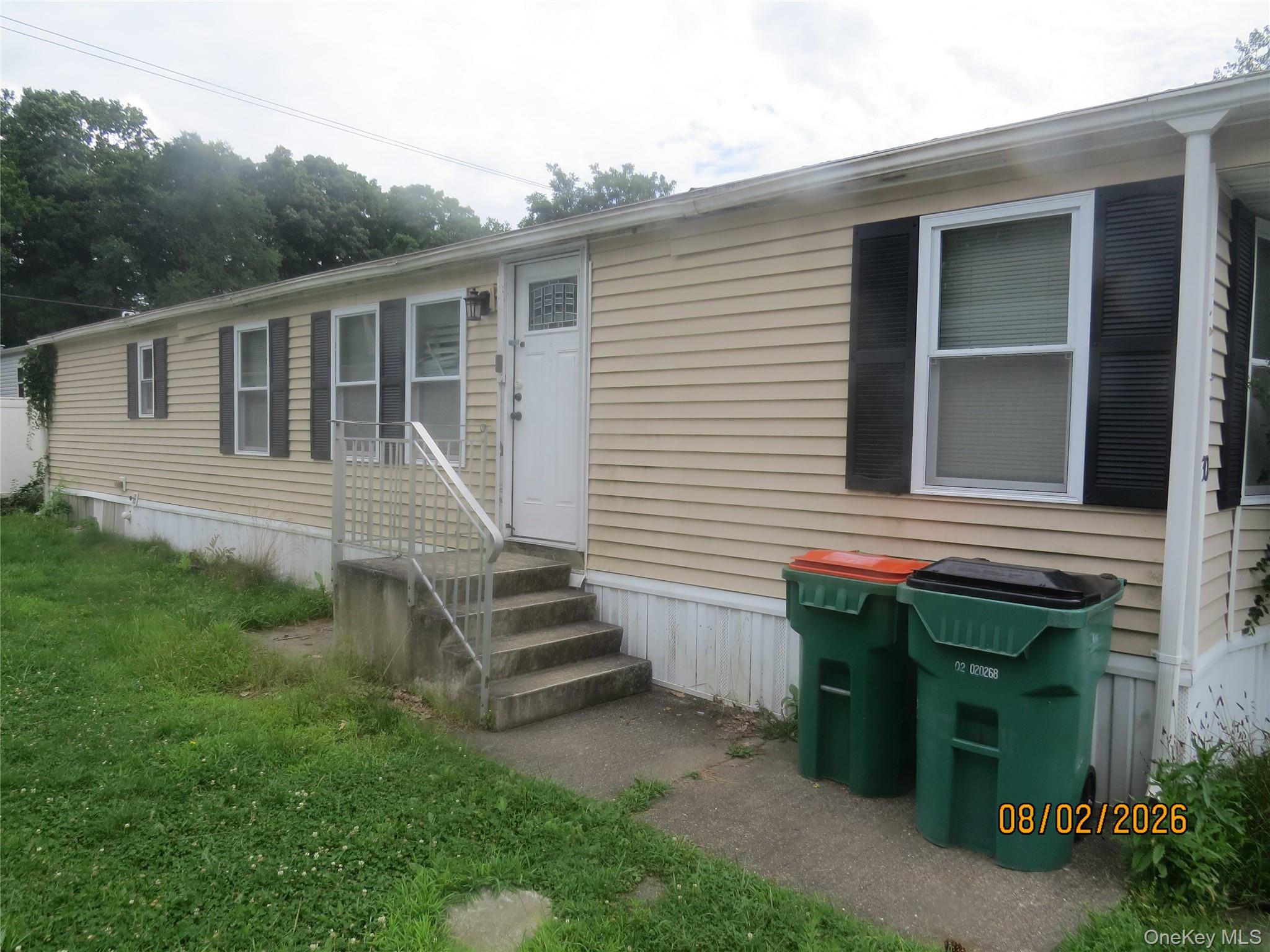 723 Beekman Road 30 Property Photo 1