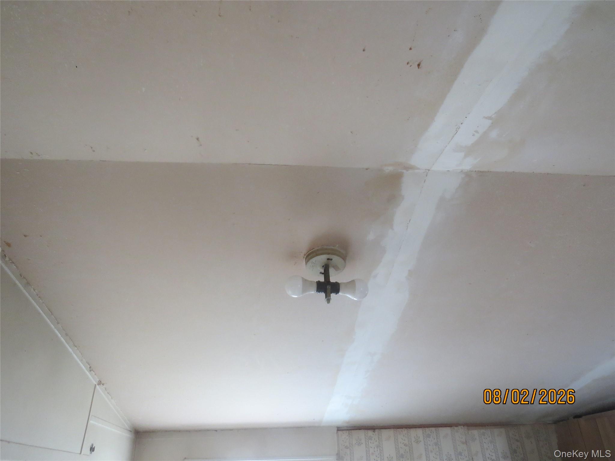 723 Beekman Road 30 Property Photo 7