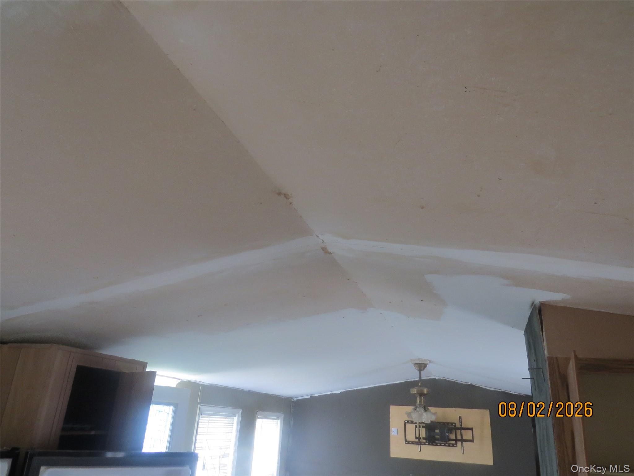 723 Beekman Road 30 Property Photo 8