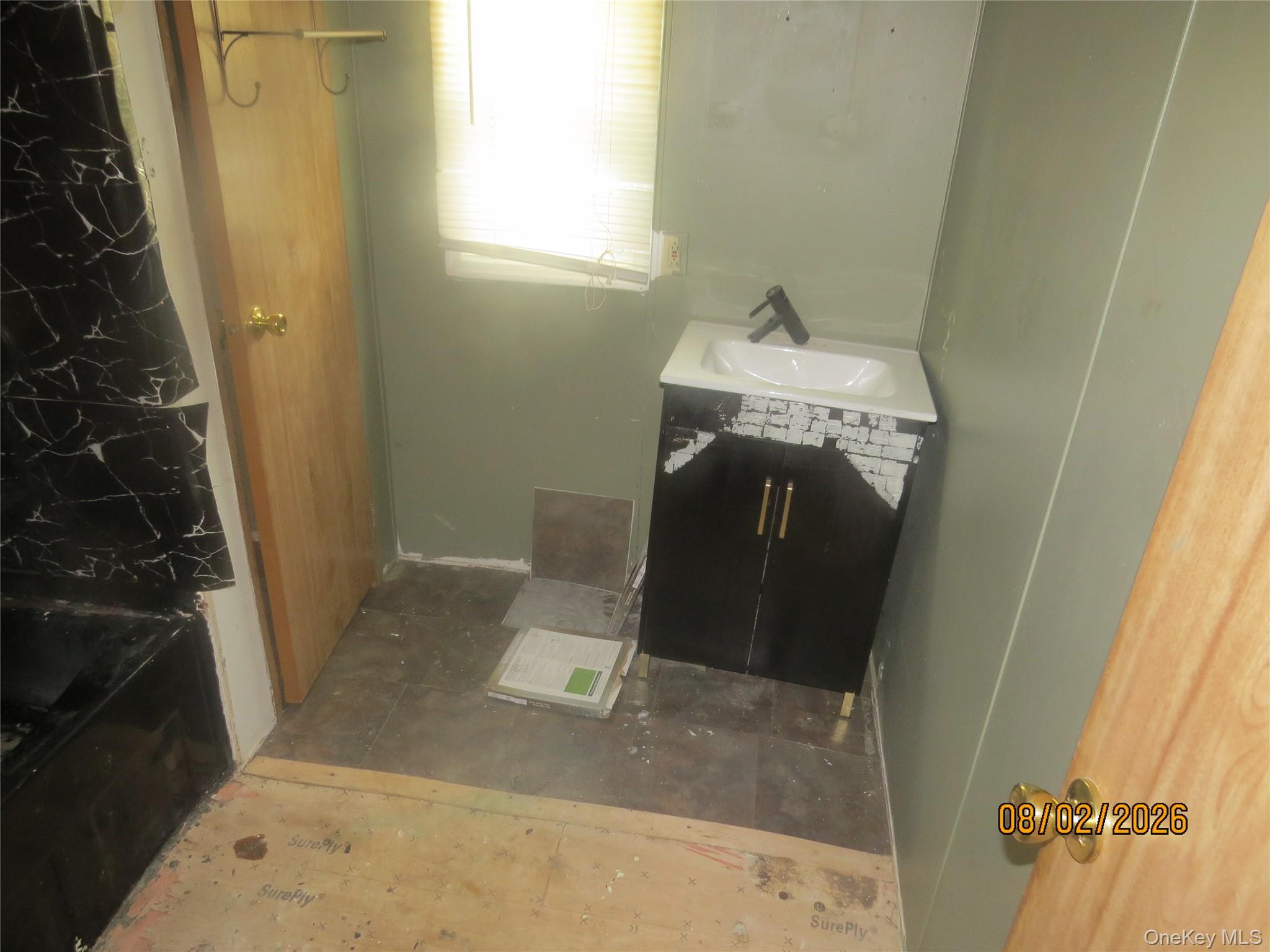 723 Beekman Road 30 Property Photo 15