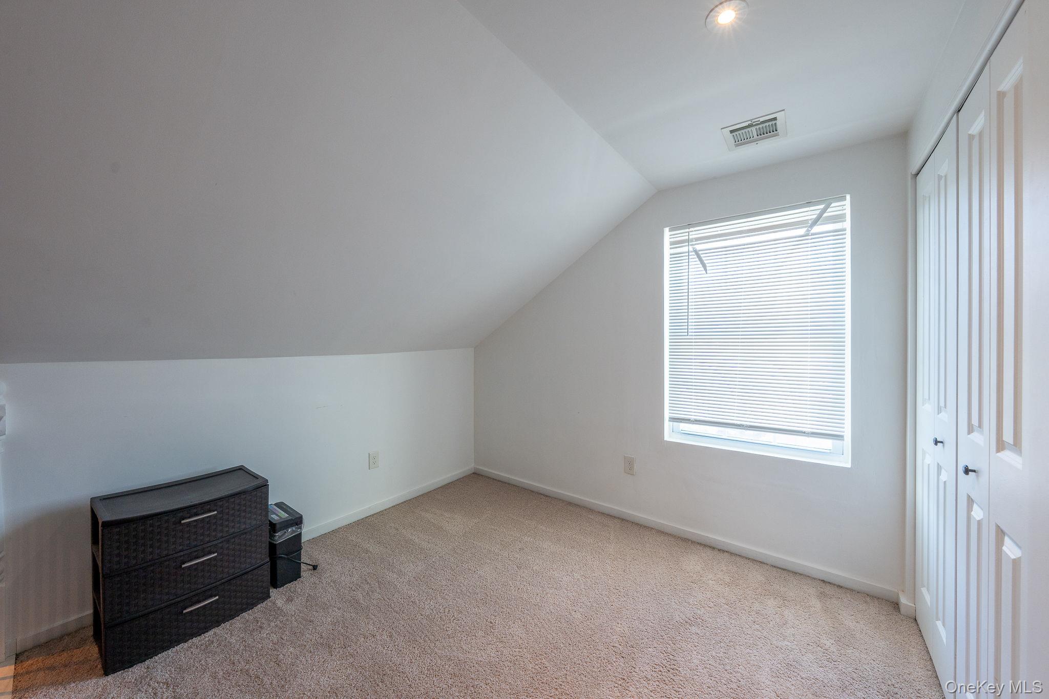 27 Walnut Street Property Photo 20
