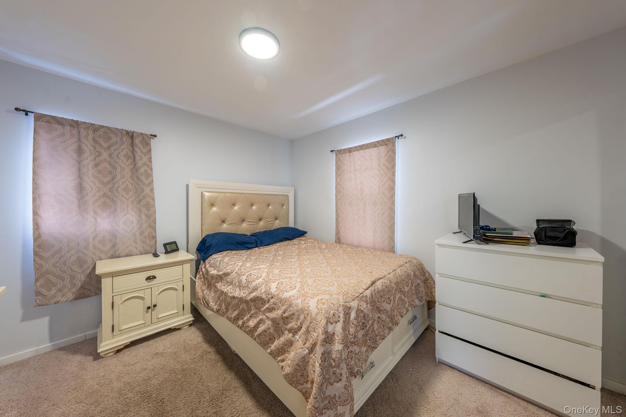 27 Walnut Street Property Photo 22