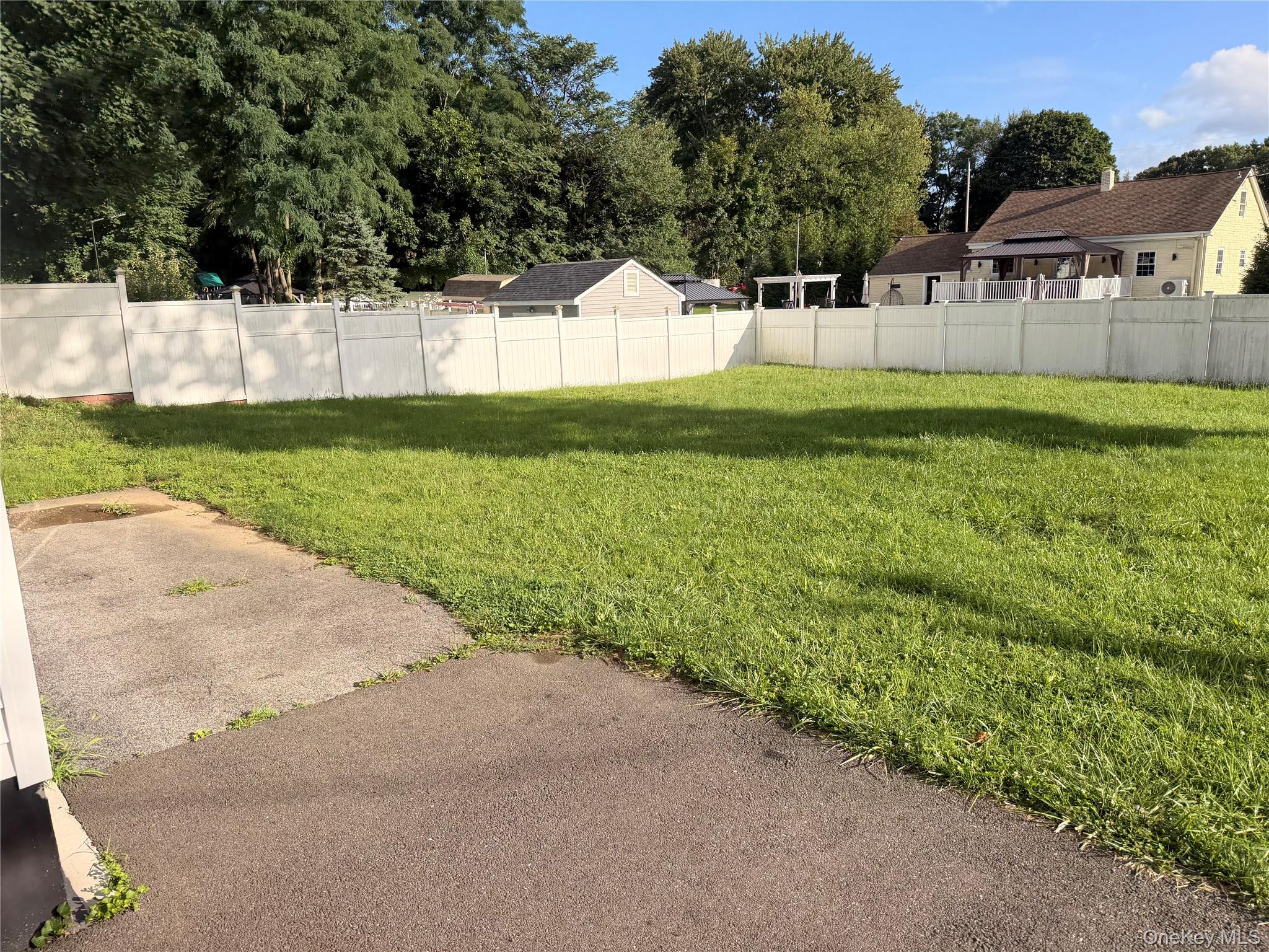 27 Walnut Street Property Photo 30