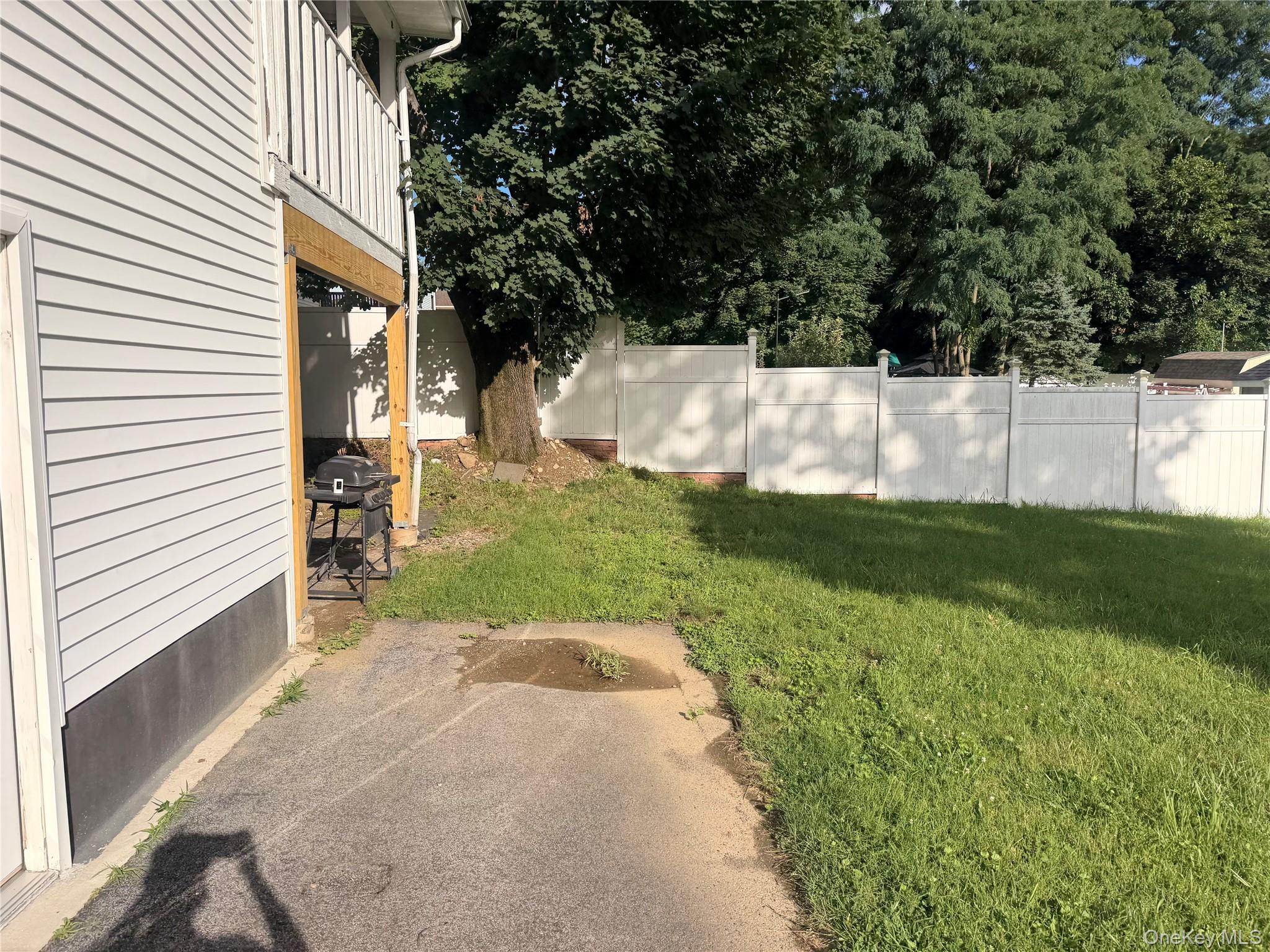 27 Walnut Street Property Photo 31