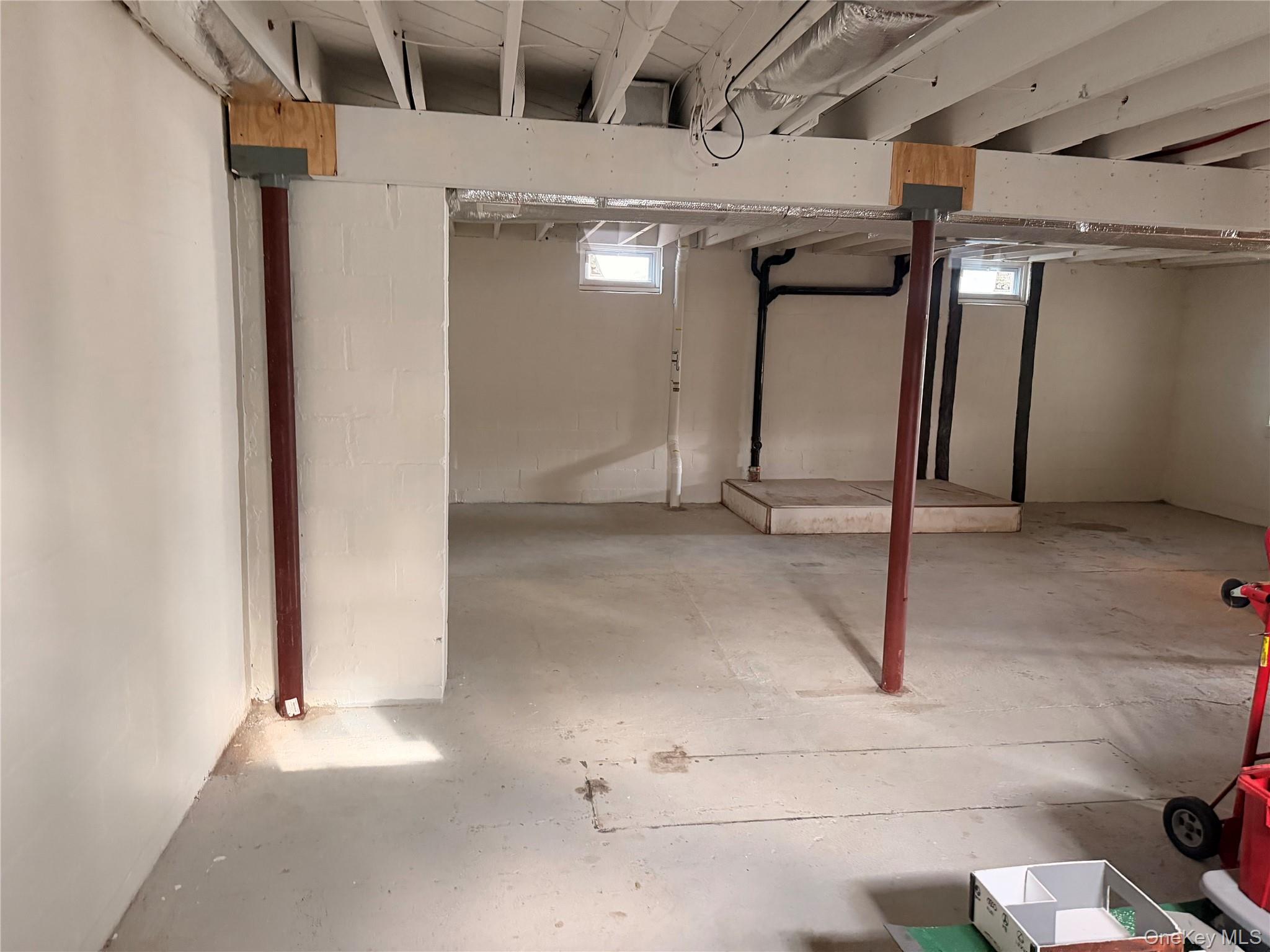 27 Walnut Street Property Photo 33