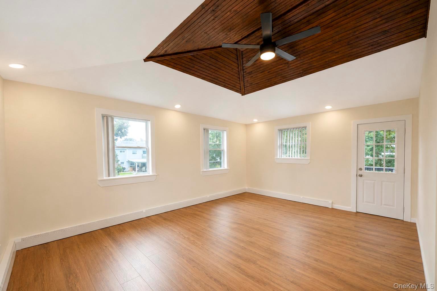41 Madison Avenue Property Photo 14