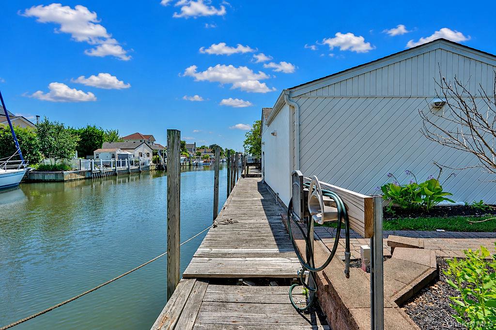 8 Stuart Avenue Property Photo 6