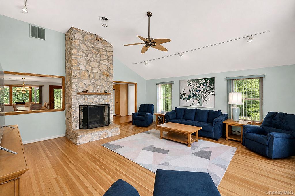 8 Stuart Avenue Property Photo 9