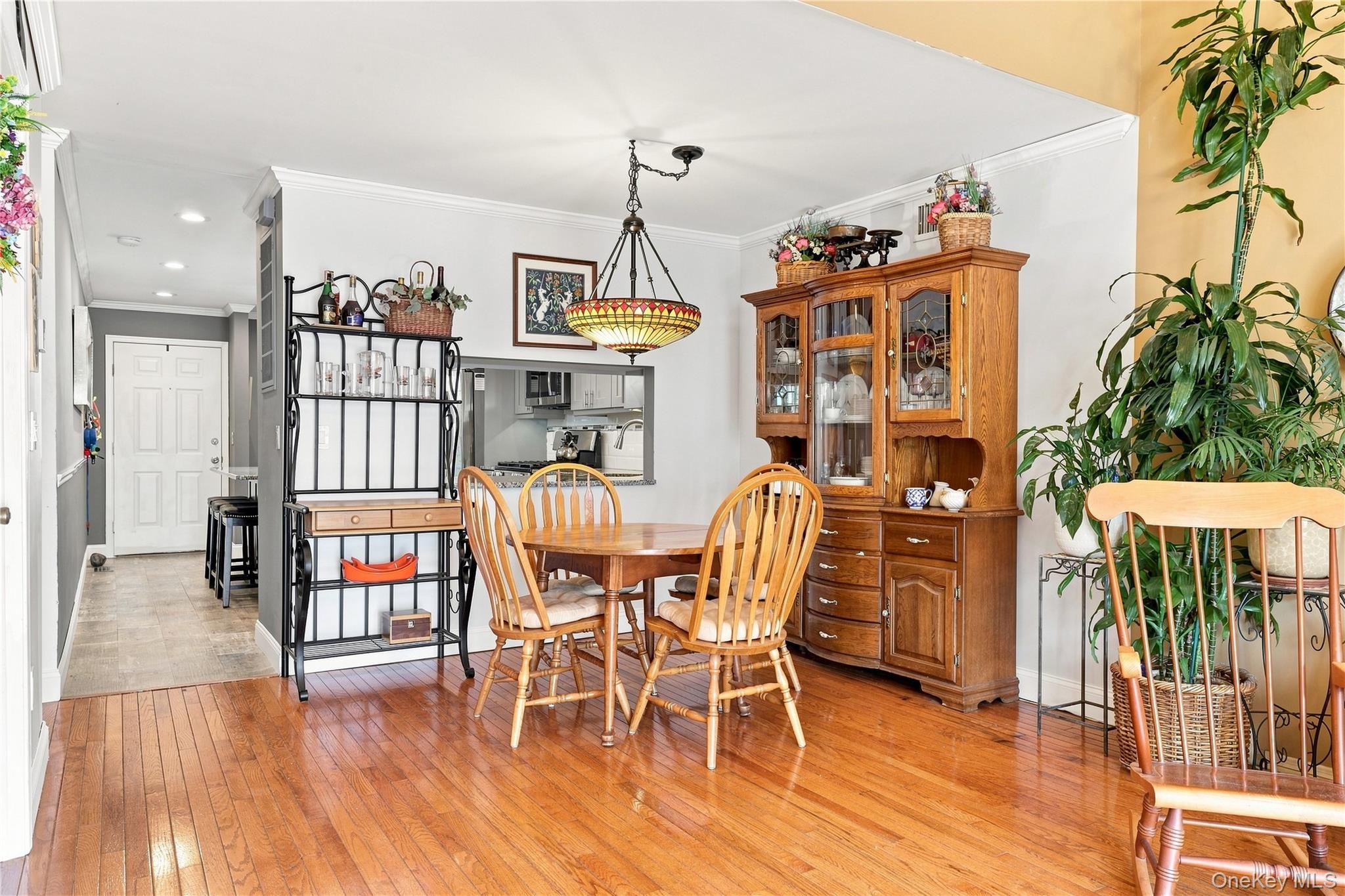 10 Sprucewood Boulevard Property Photo 8