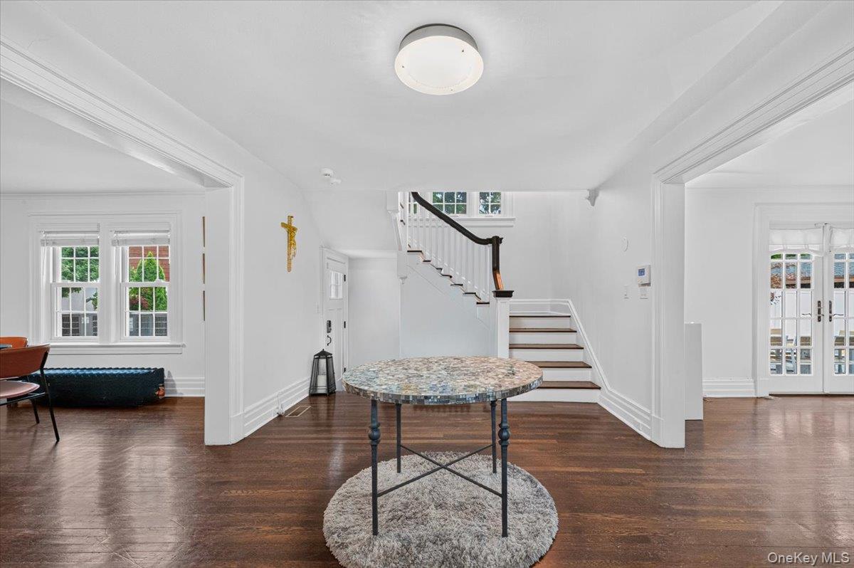 1 Wellington Avenue Property Photo 4