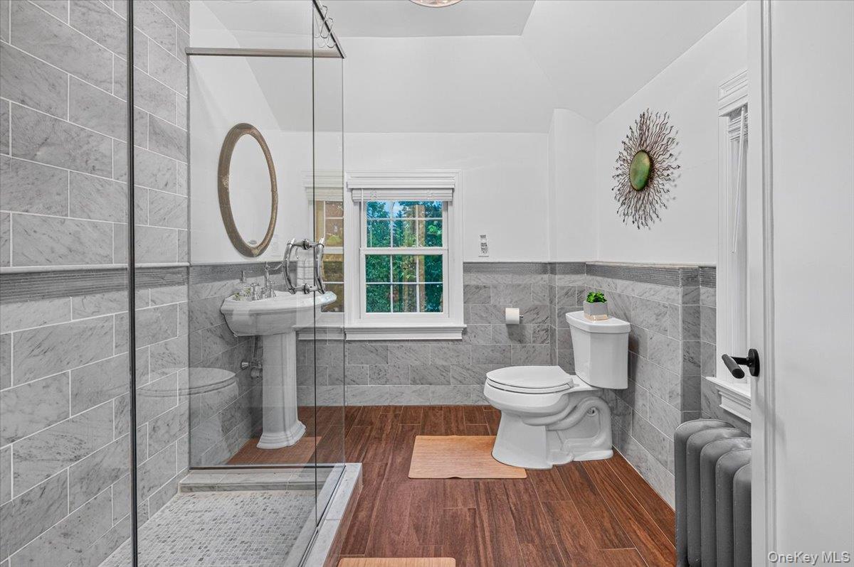 1 Wellington Avenue Property Photo 26