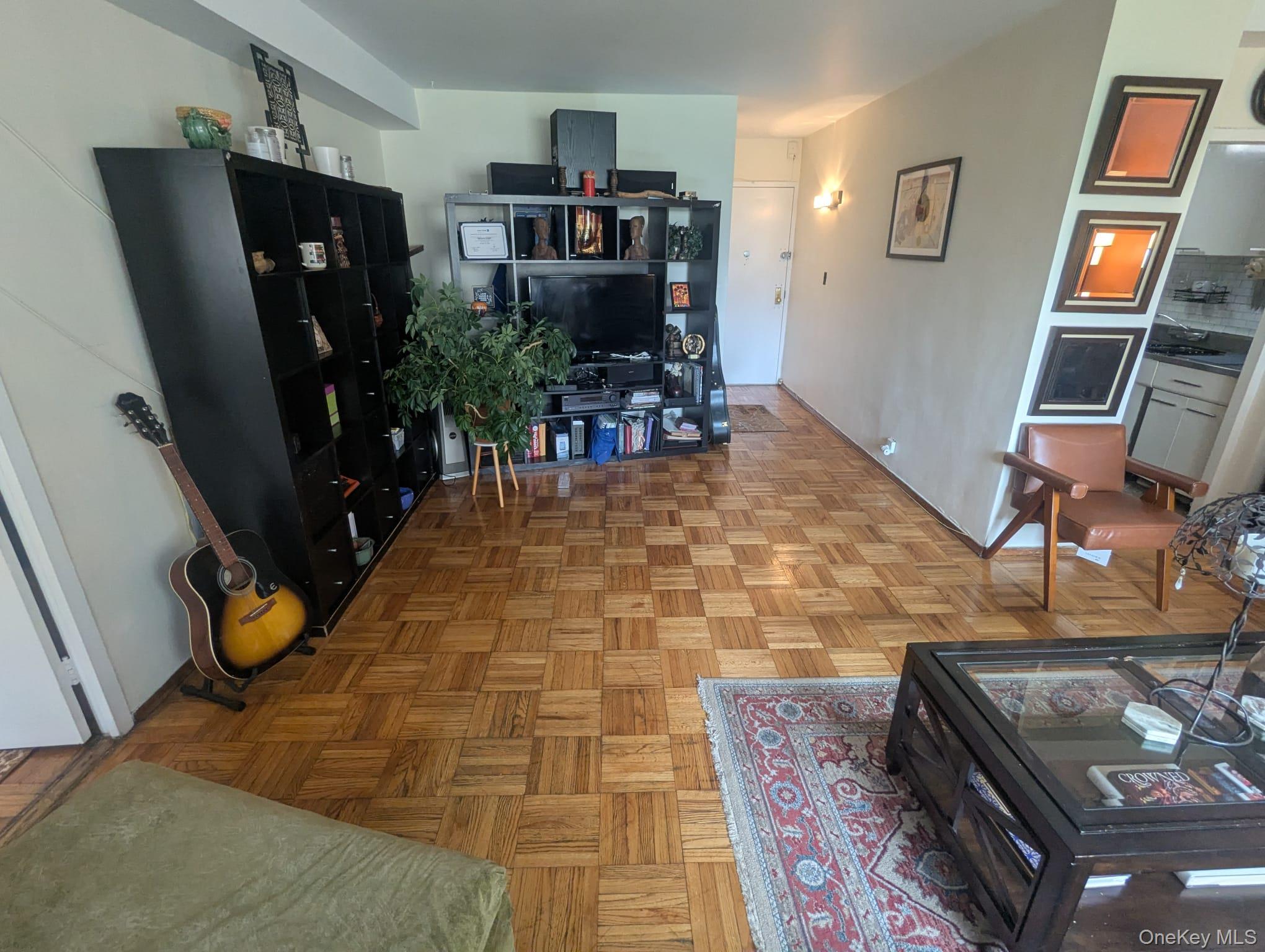 1 Fordham Hill Oval 10f Property Photo 6