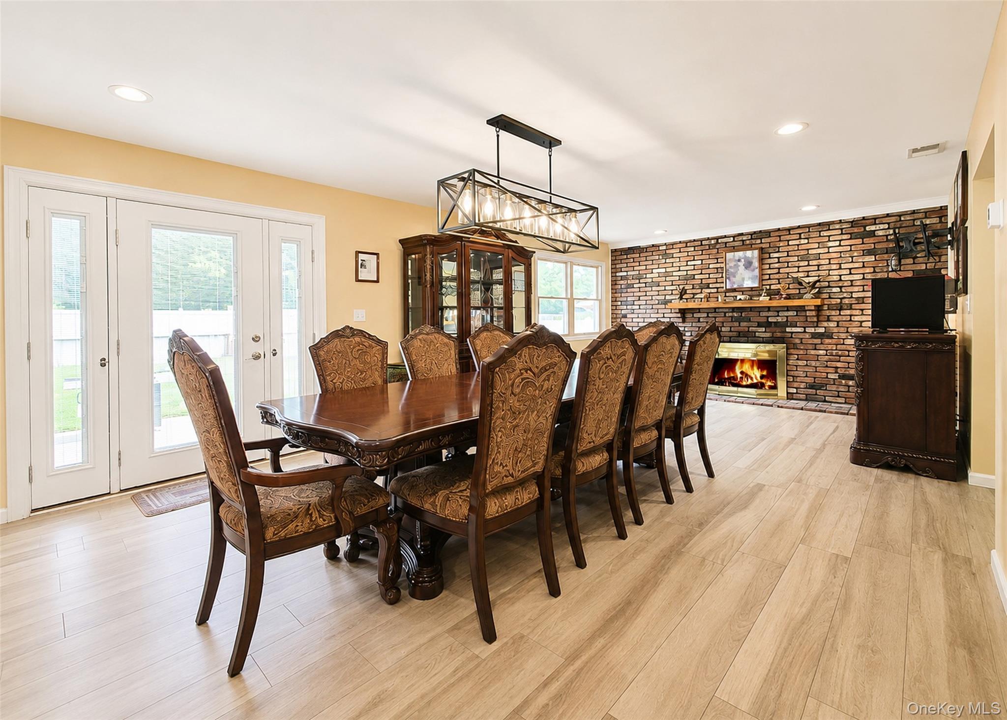 73 Springmeadow Drive Property Photo 10
