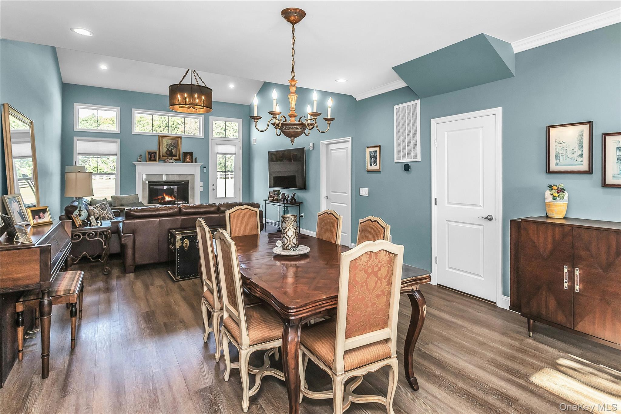 176 Towering Moon Lane Property Photo 8