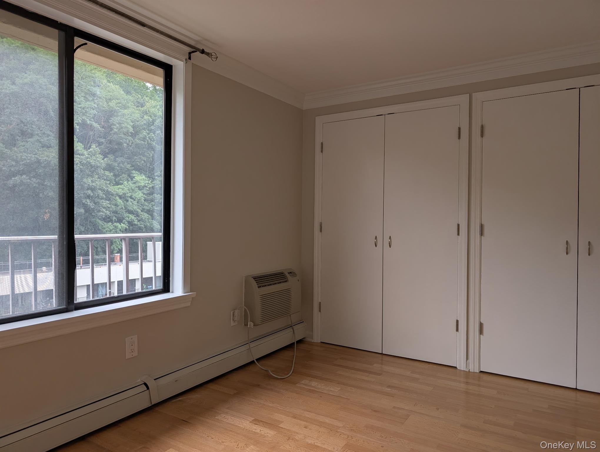 1155 Warburton Avenue Property Photo 3