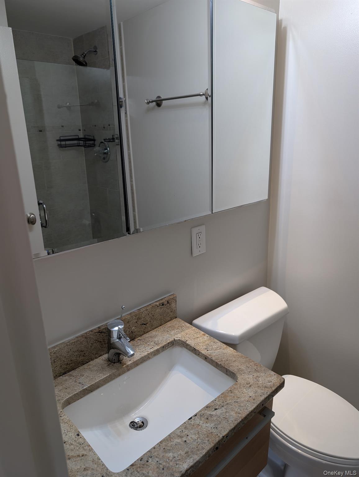 1155 Warburton Avenue Property Photo 6
