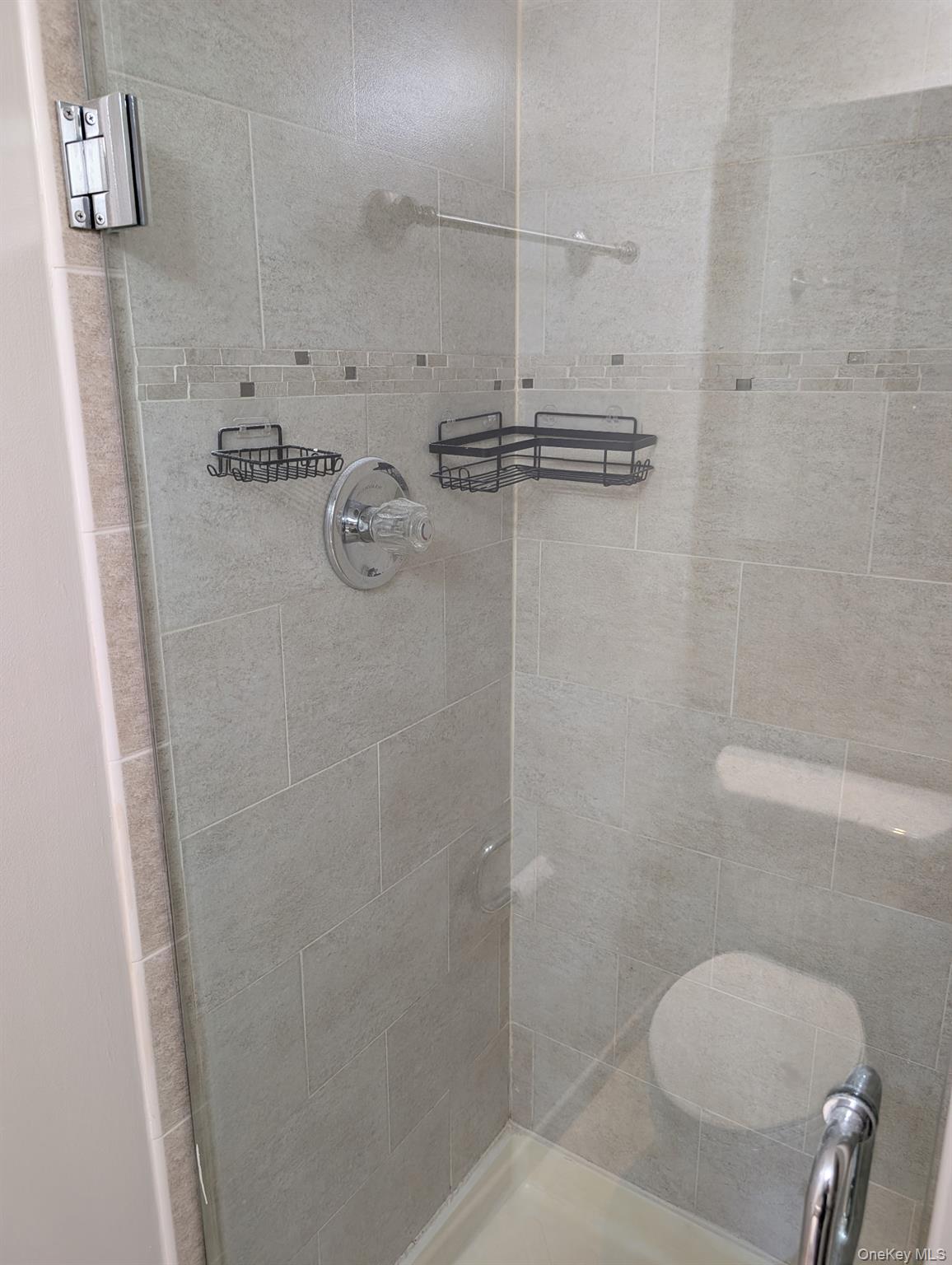 1155 Warburton Avenue Property Photo 7