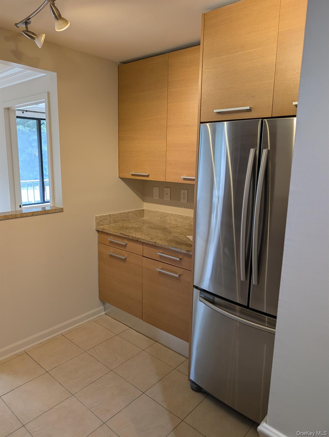 1155 Warburton Avenue Property Photo 9