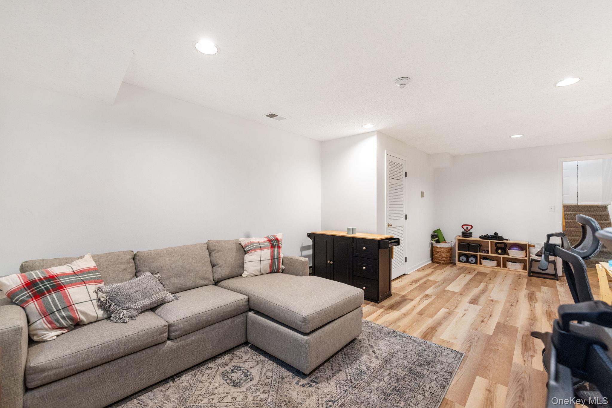 12 Hilltop Terrace Property Photo 20