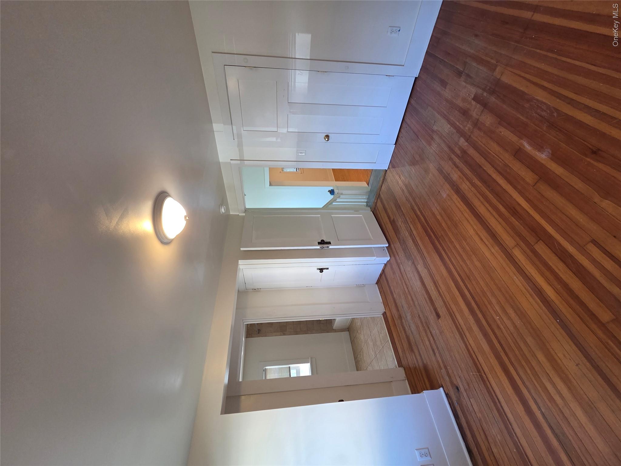 65 S Clinton Street B Property Photo 5