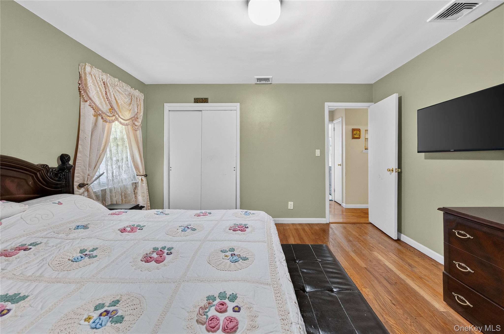 108 Marcus Avenue Property Photo 15