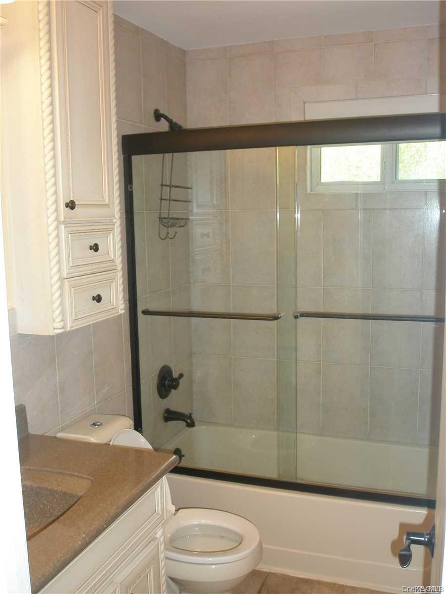 4924 Express Dr South Property Photo 15