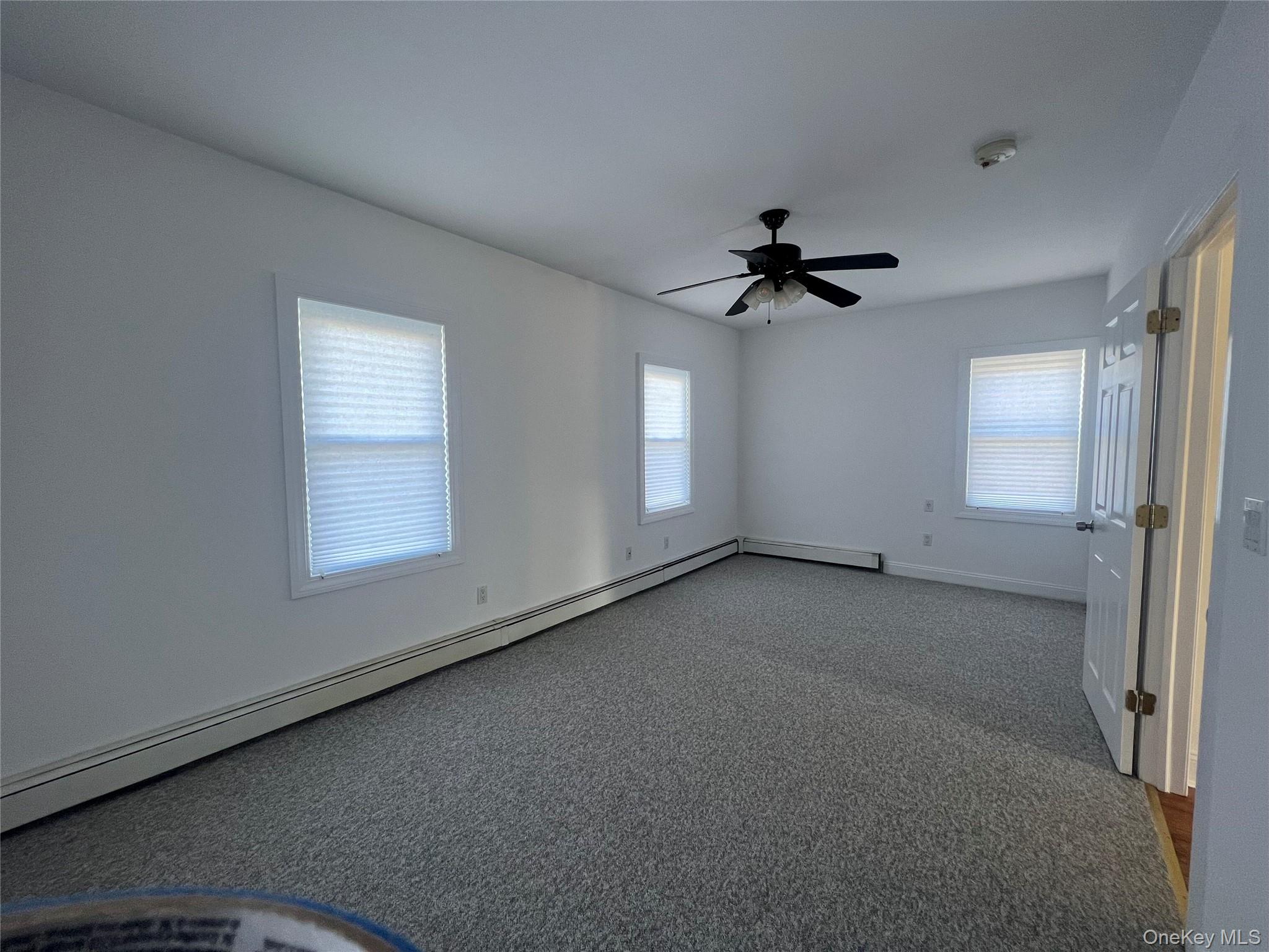 445 W Walnut Street Upper Property Photo 5