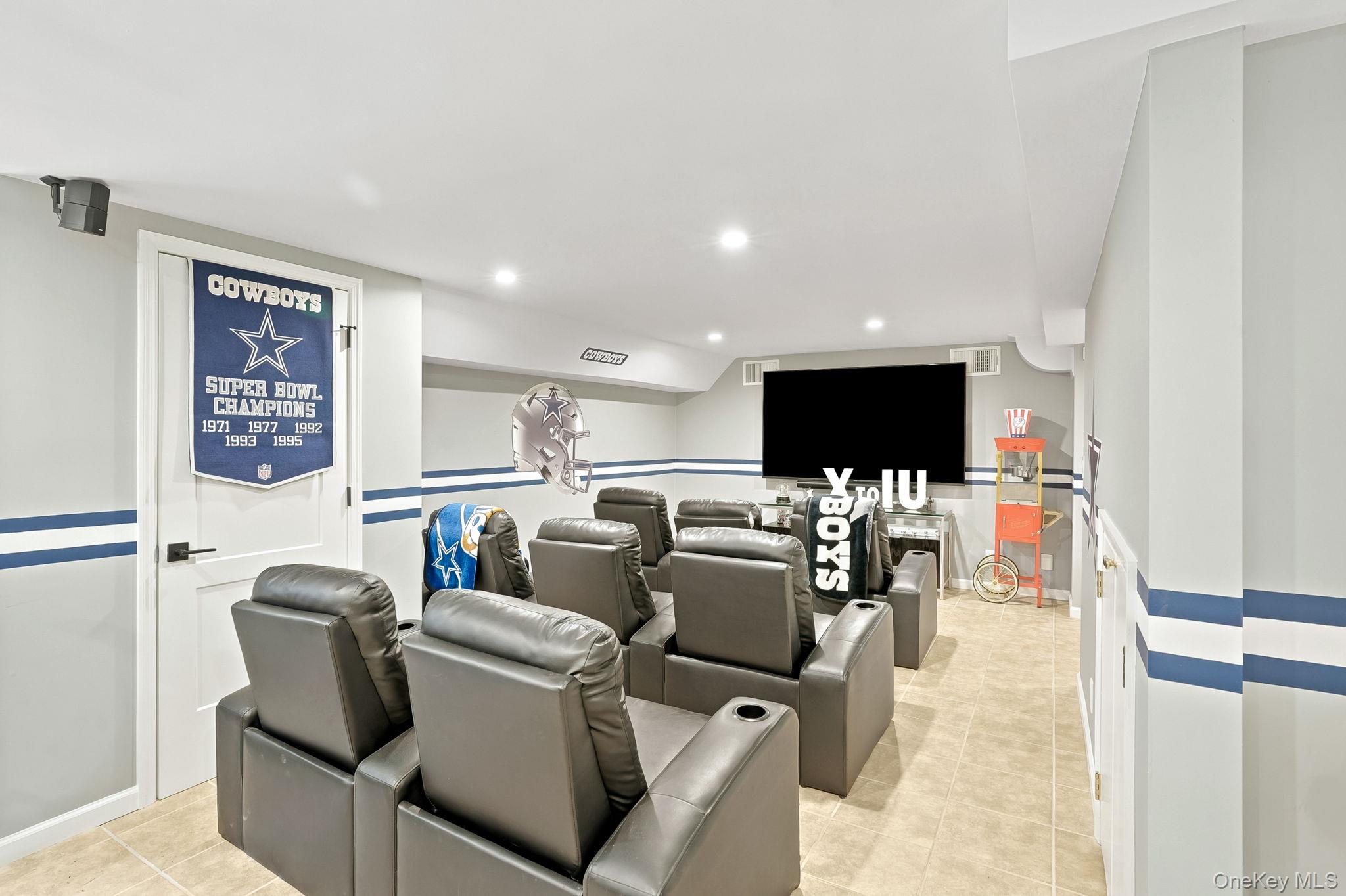 2 Tommys Lane Property Photo 29