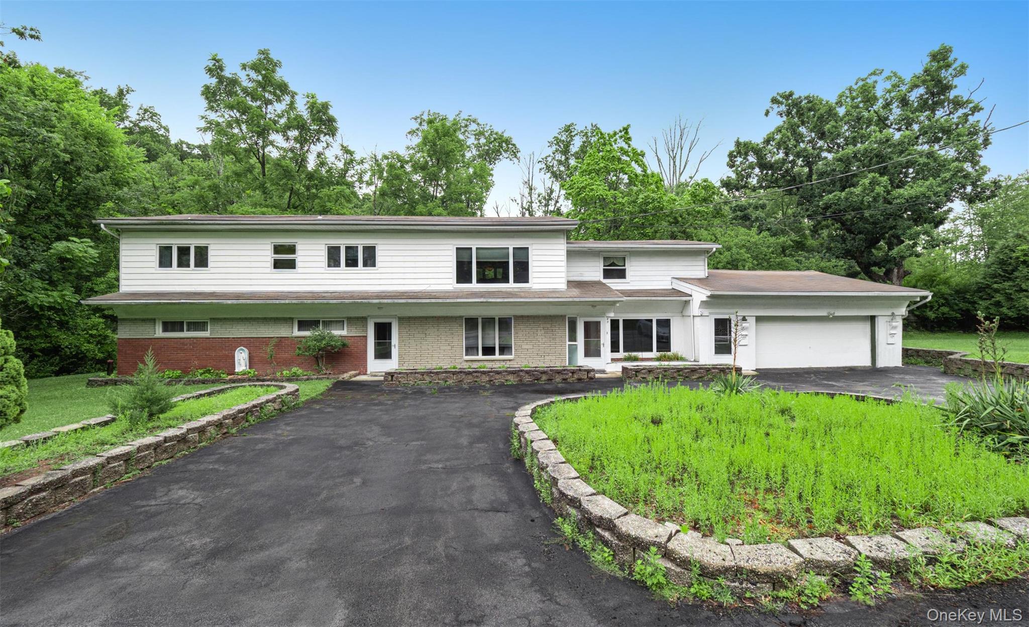 49 Interlochen Parkway Property Photo 1