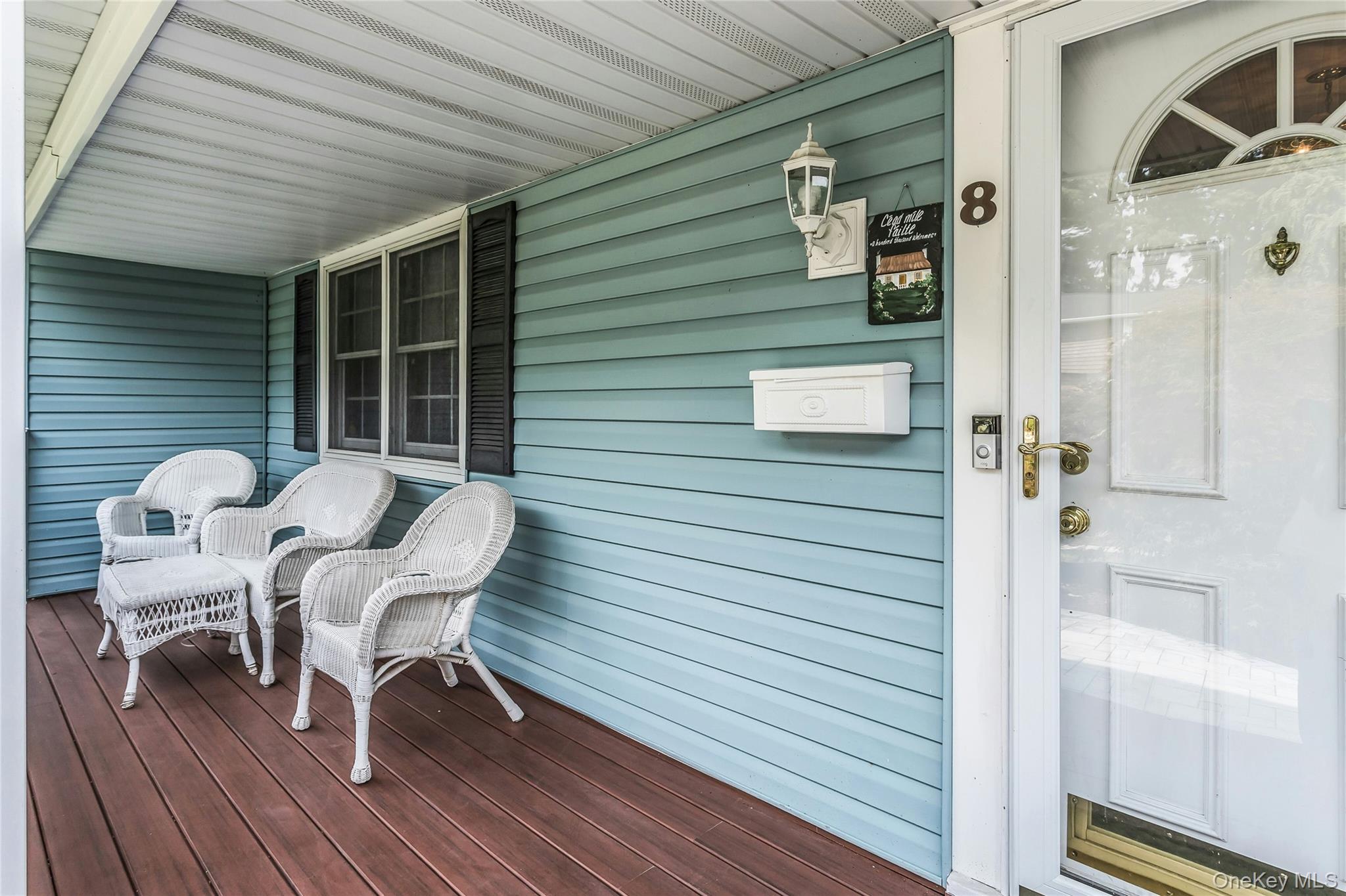 8 Lenmore Drive Property Photo 4