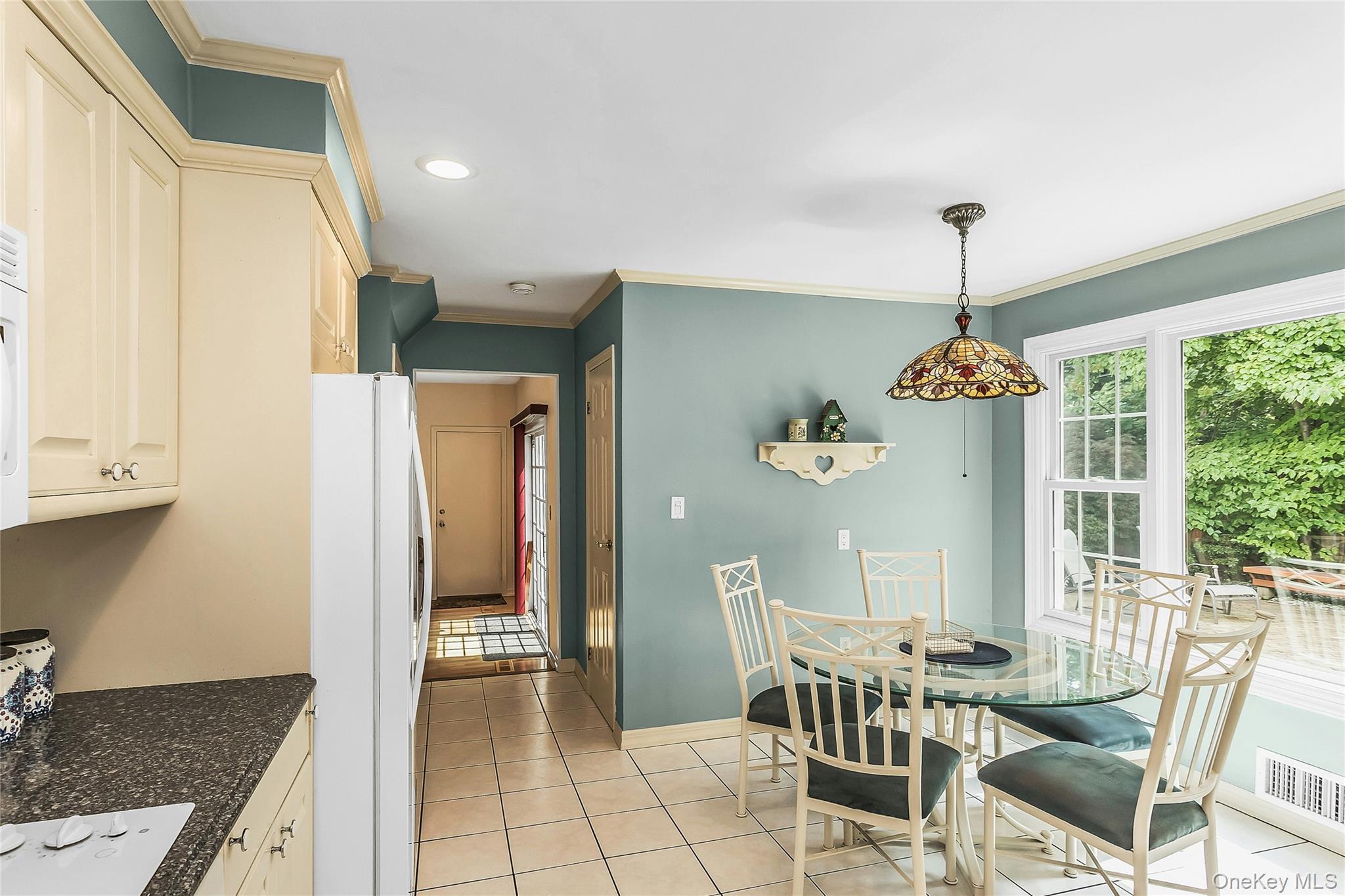8 Lenmore Drive Property Photo 11