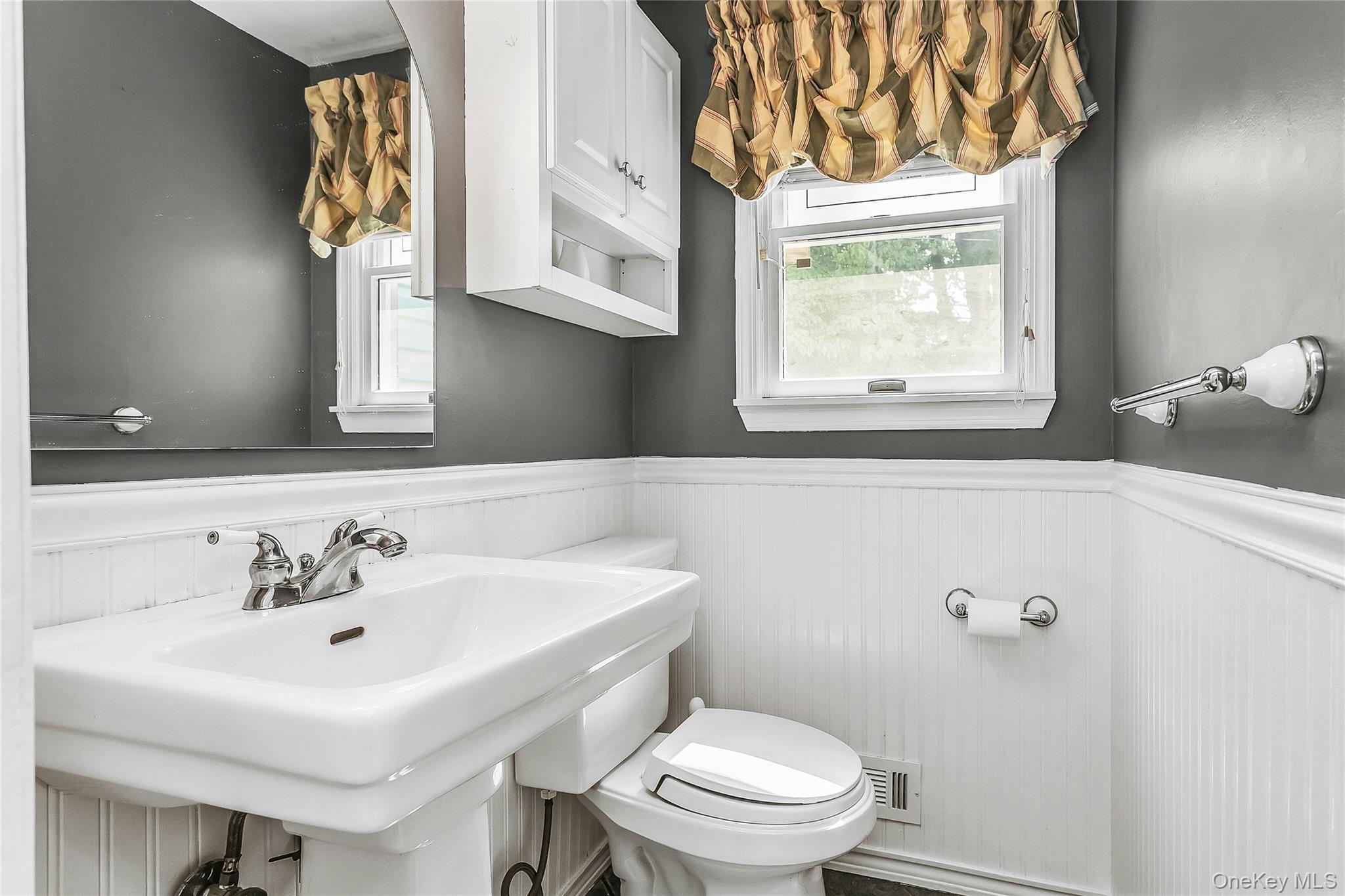 8 Lenmore Drive Property Photo 17